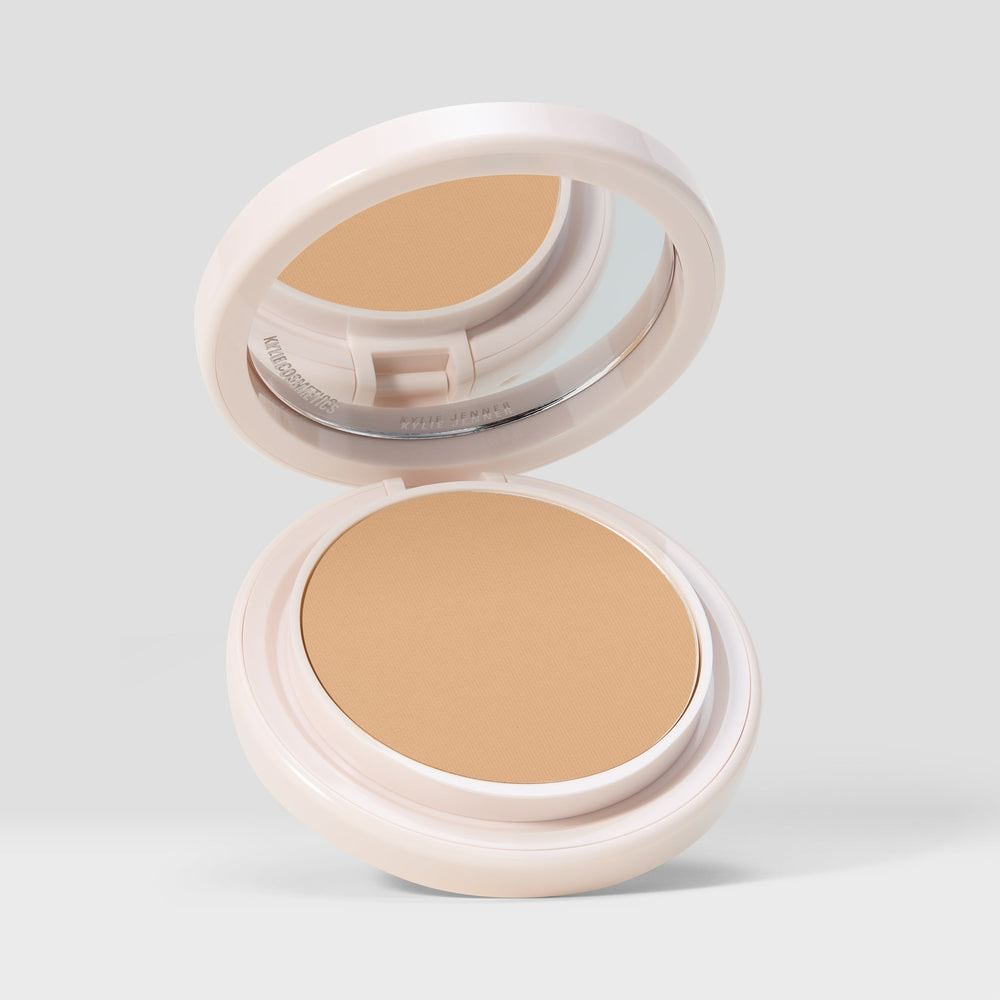 Kylie's Golden Globes Look Bundle