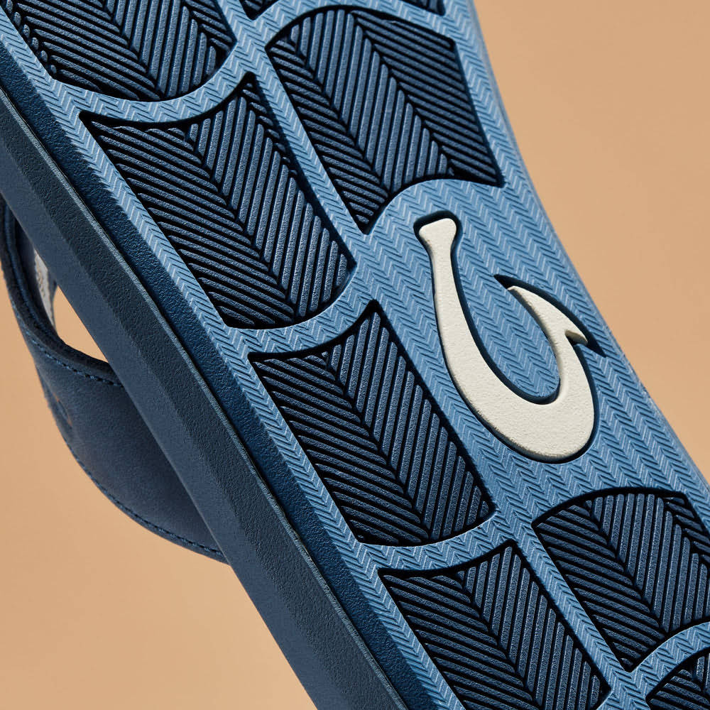 Pili - Blue Fog / Coastal Blue