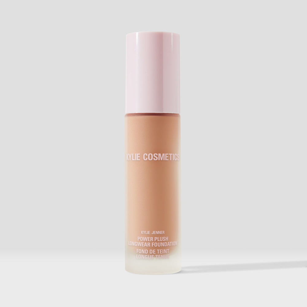 Kylie's Foundation Campaign Look Bundle